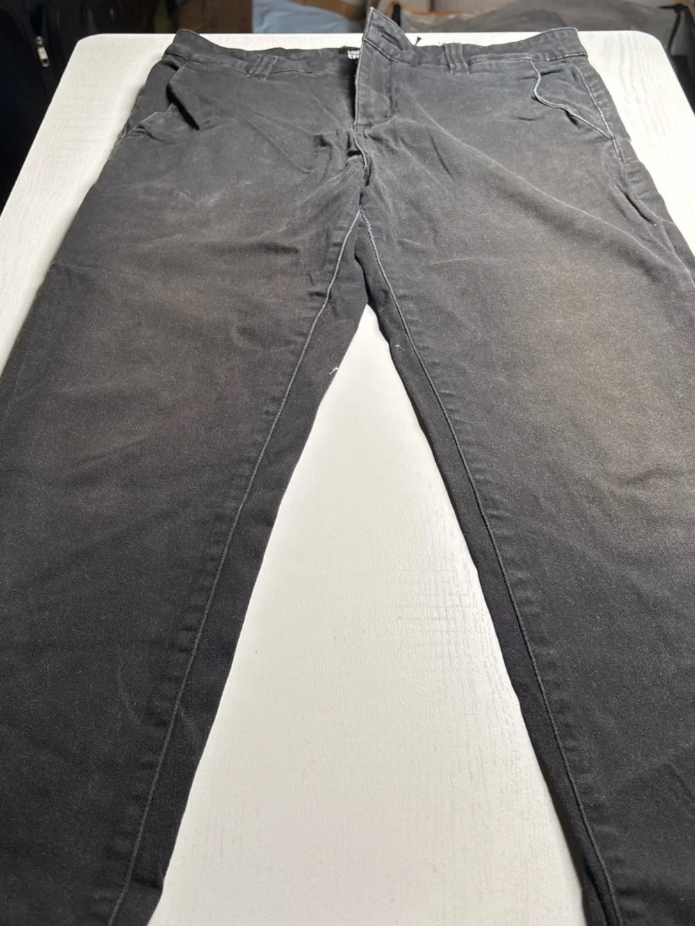 SKINN Men's Slim Straight Black Jeans